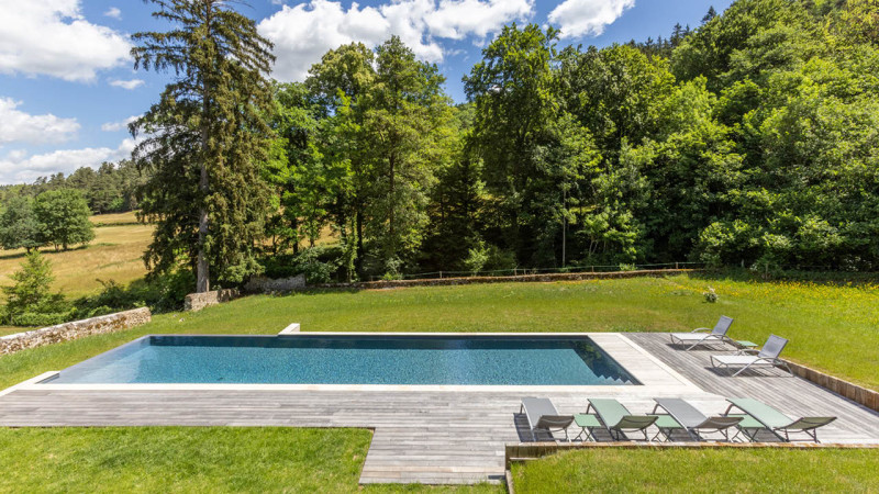 Les tendances de piscine / l’esprit nature : Photo Sarah Chambon