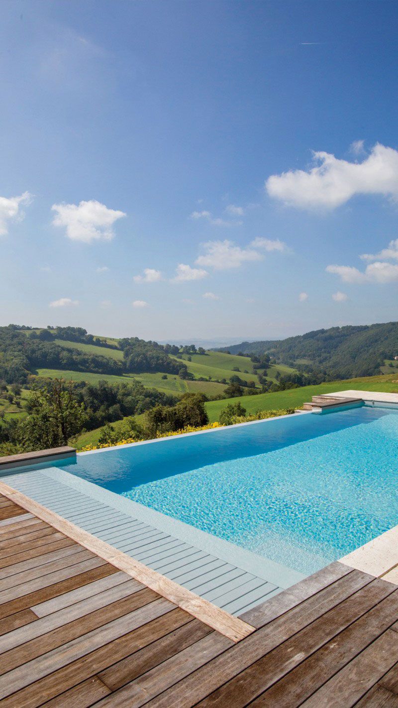 Archives / Bassin sans vis à vis : Piscine débordement sans vis à vis