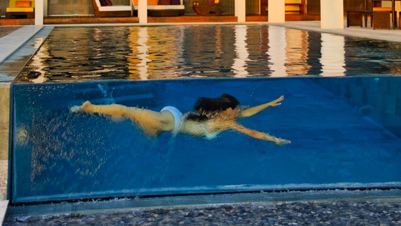 En toute transparence piscine luxe paroi en vitre Archives 