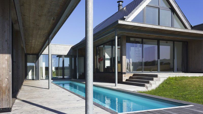 Archives / Nager entre deux rives : Piscine vue incroyable