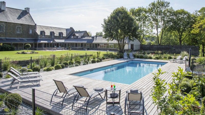 Archives / Trophée d’Argent 2015 de la rénovation : Rénovation de piscine par archi