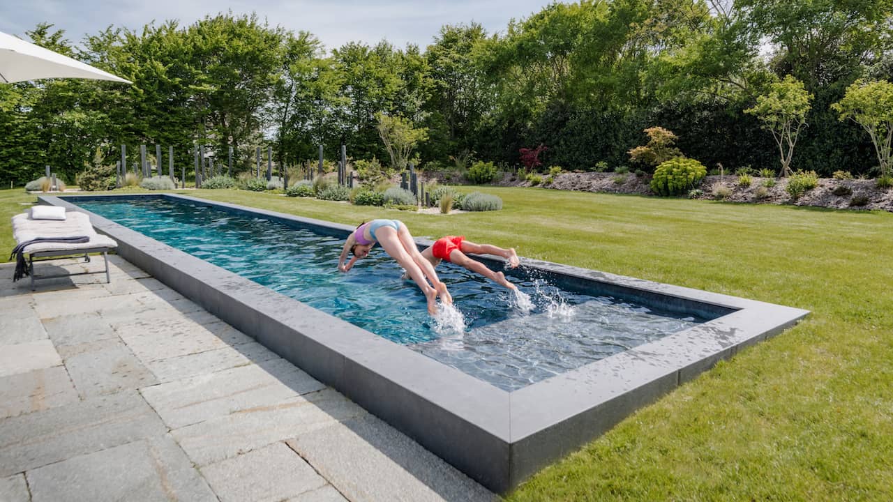 Piscine intérieure - Réalisation et conseils - Piscinelle