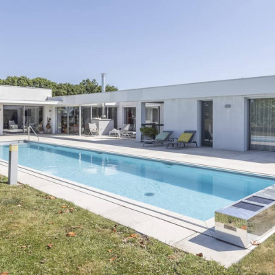 piscine Morbihan construite par Piscines Jms