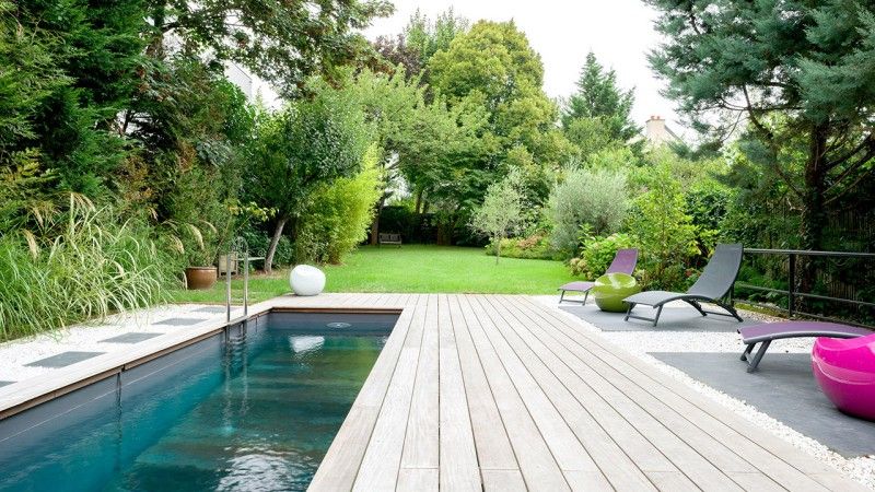 Gris anthracite / Petit espace d’exception : terrasse en bois amovible pour petite piscine