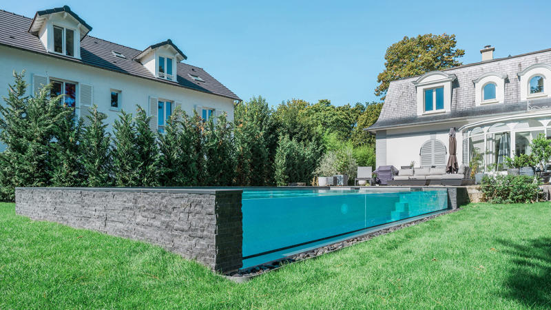 Piscine à paroi de verre 3D Gris béton / Bassin de cristal : paroi en verre pour piscine