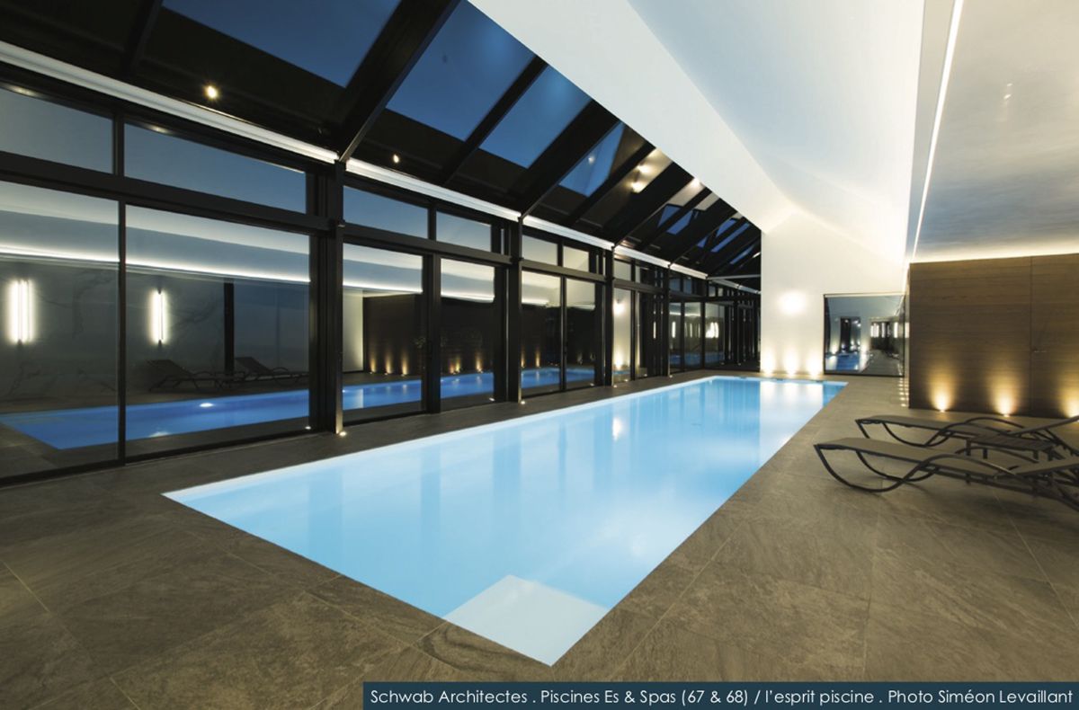 piscine interieure veranda