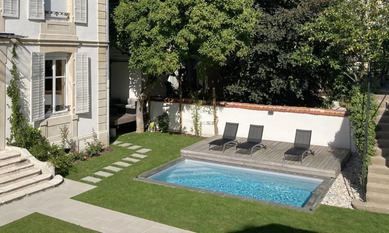 Piscine avec terrasse mobile Gris clair  Eclipse d’eau