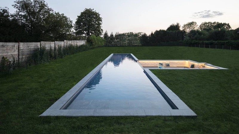 Salon sur l’eau couloir nage verre esprit piscine 14 3D Gris béton 