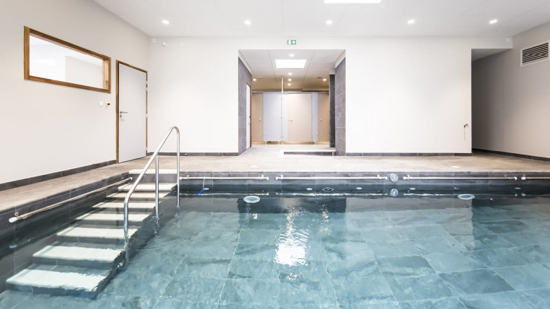 Piscines médicales / K8 Kiné Saint Malo (35) : constructeur piscine collective bassin medical kine 03