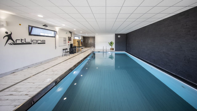Centres de remise en forme Blanc / Art Line (44) : constructeur piscine collective centre bien etre remise en forme interieure 05