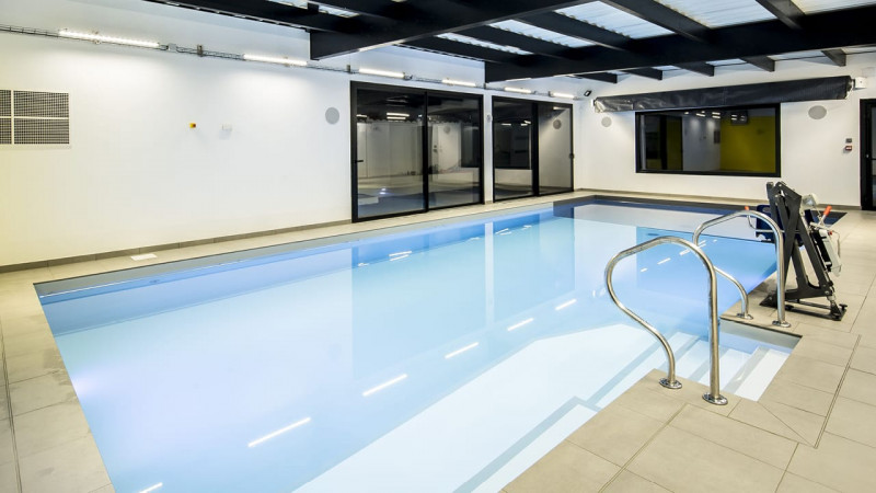 Centres de remise en forme Blanc / Blue Nat (35) : constructeur piscine collective centre remise en forme exercice 02