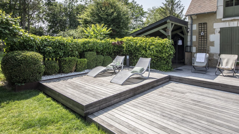 Gîtes & Chambres d'hôtes 3D Gris ardoise / Le Clos de la Saugeure (41) : constructeur piscine collective exterieure mini piscine terrasse mobile trophee 05