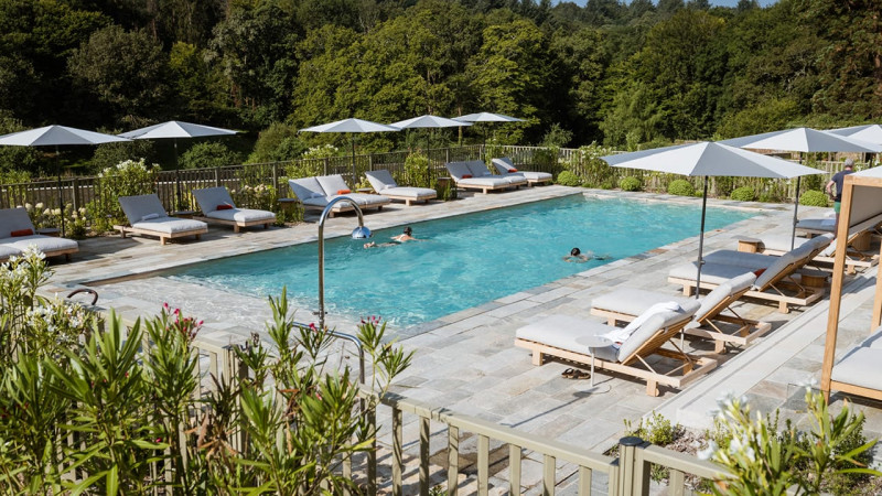 Hôtels & Spas 3D Grège / Château de Locguenole (56) : piscine collective constructeur hotel renovation plage immergee 06