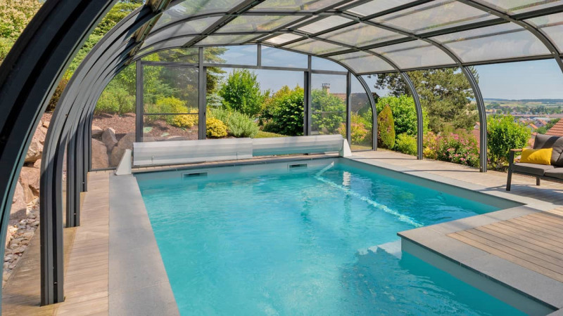 Abri et couverture de piscine Volet / Volet hors-sol : volet piscine hors sol habillage couverture12