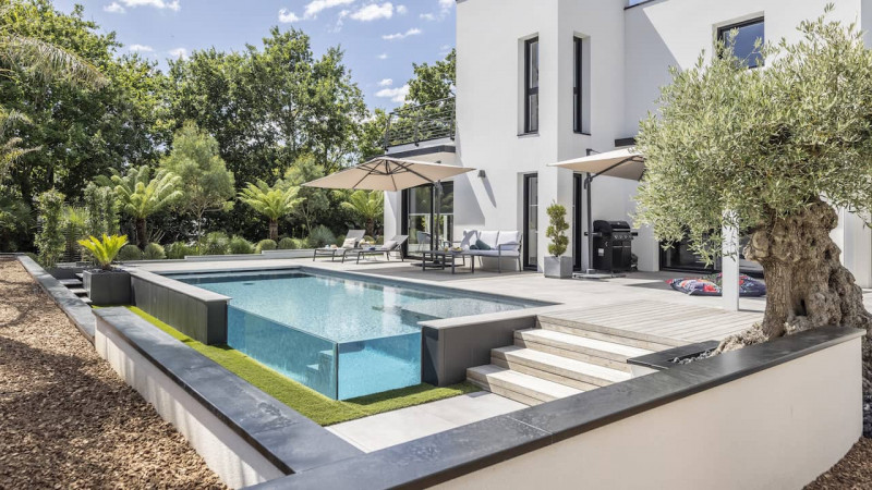 3D Gris béton Piscine à paroi de verre 